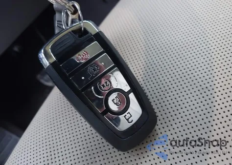 2023 Lincoln Nautilus Reserve z USA, uszkodzony, nr VIN 2LMPJ6K91PBL11844